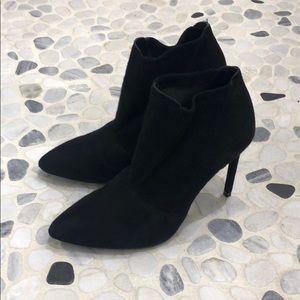 ⚡️Zara black bootie heels